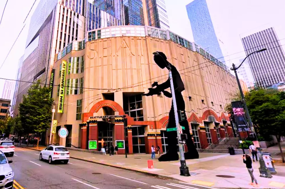 Most Locals Have No Idea This Hidden Rule Controls Seattle’s ‘Hammering Man’