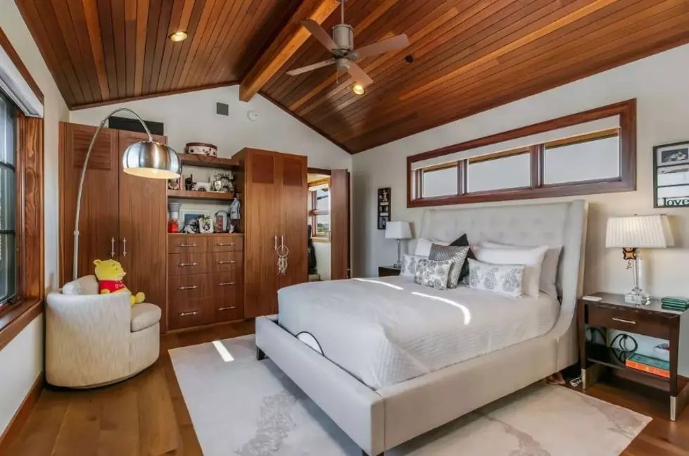 This Bedroom looks like a screensaver!