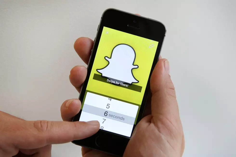 Sending the Wrong Message: Woman Accidentally Texts Topless Pic to Her Boss