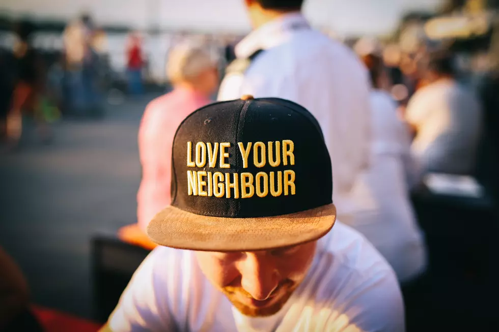 3 Nice Things You Can Do for Your Neighbors During This Heatwave